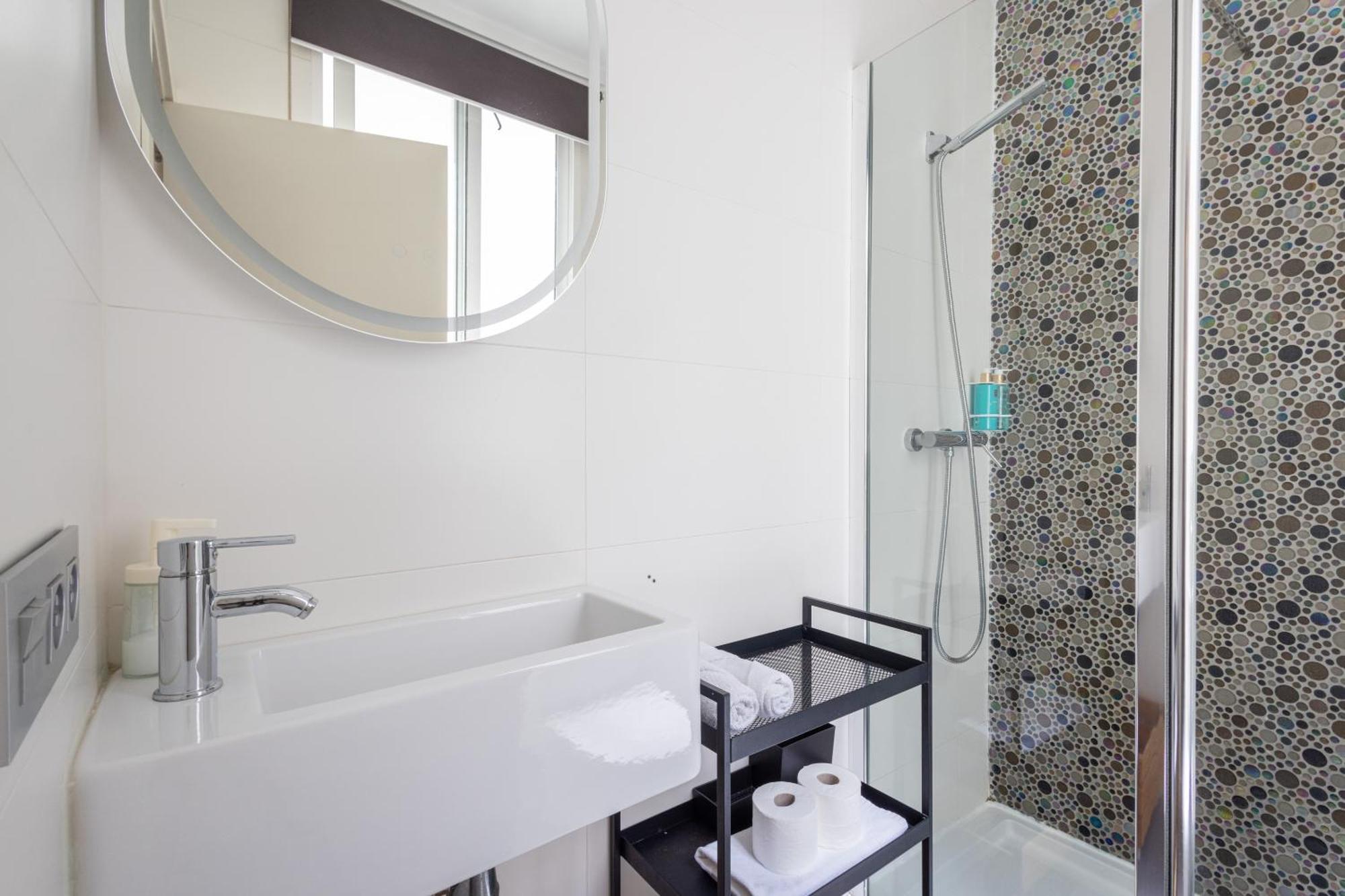 Florit Flats - Stylish 2 Bedroom Ac Wifi Terrace Attic In Valencia Center Dış mekan fotoğraf