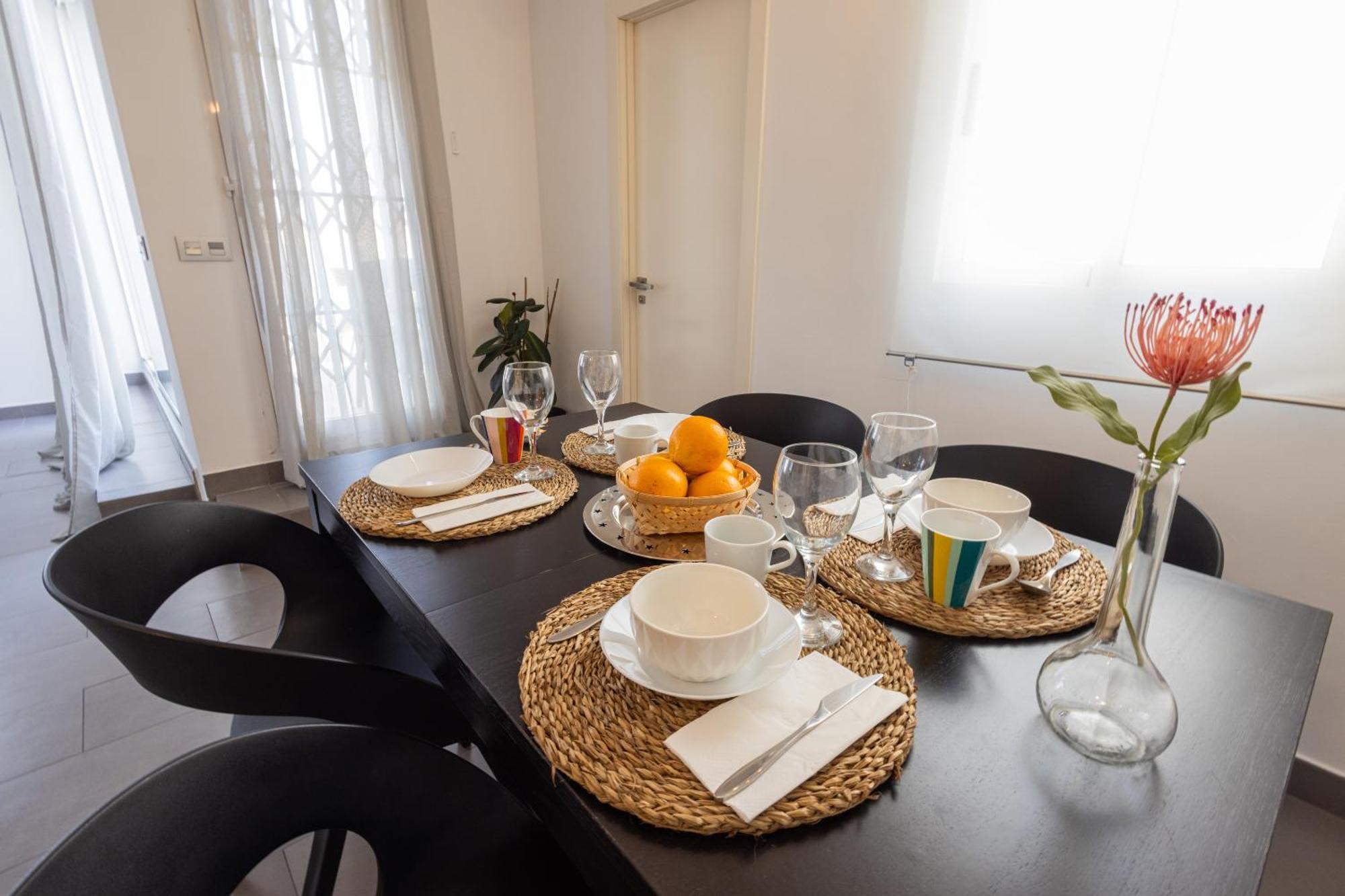 Florit Flats - Stylish 2 Bedroom Ac Wifi Terrace Attic In Valencia Center Dış mekan fotoğraf