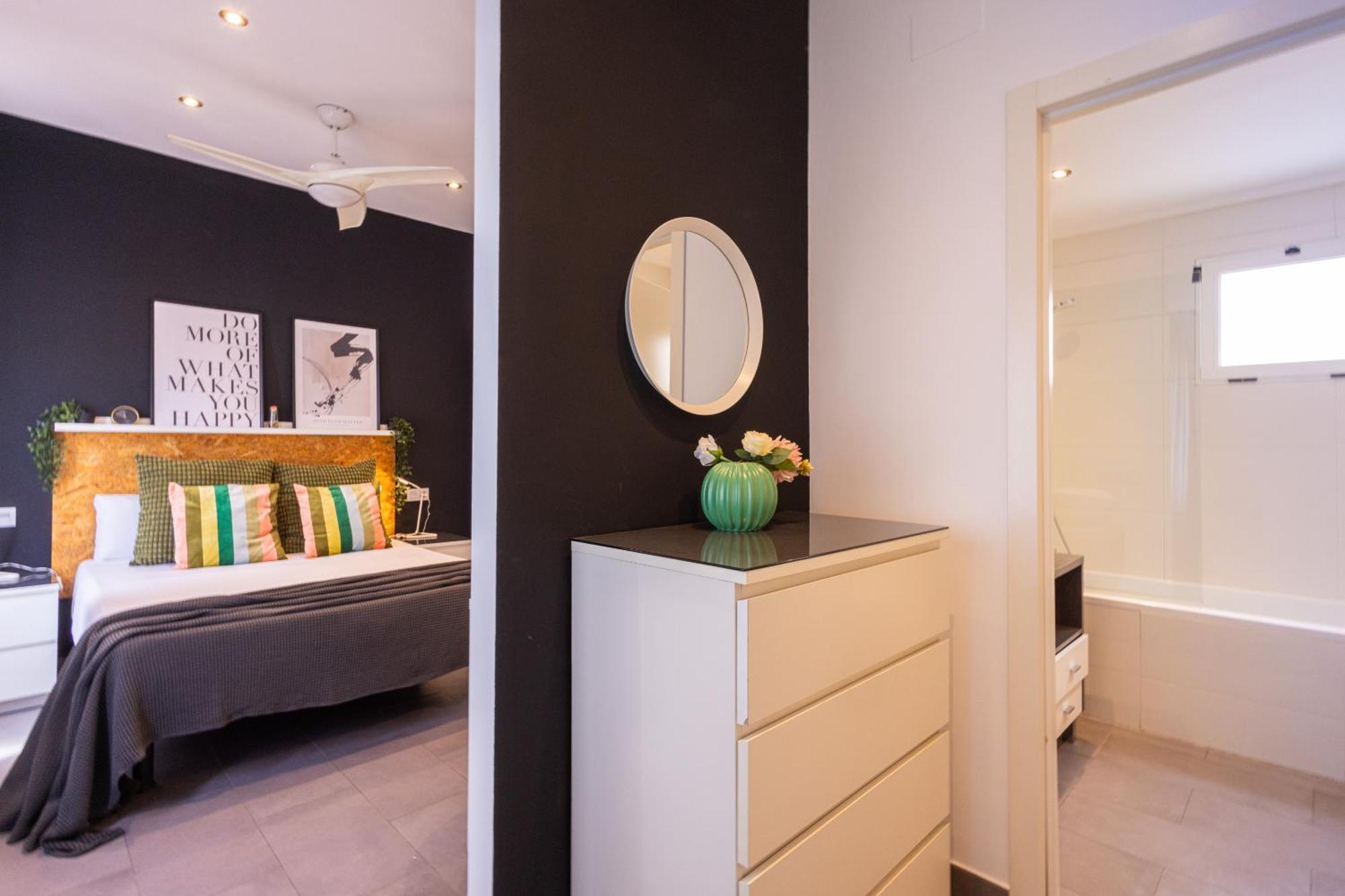 Florit Flats - Stylish 2 Bedroom Ac Wifi Terrace Attic In Valencia Center Dış mekan fotoğraf